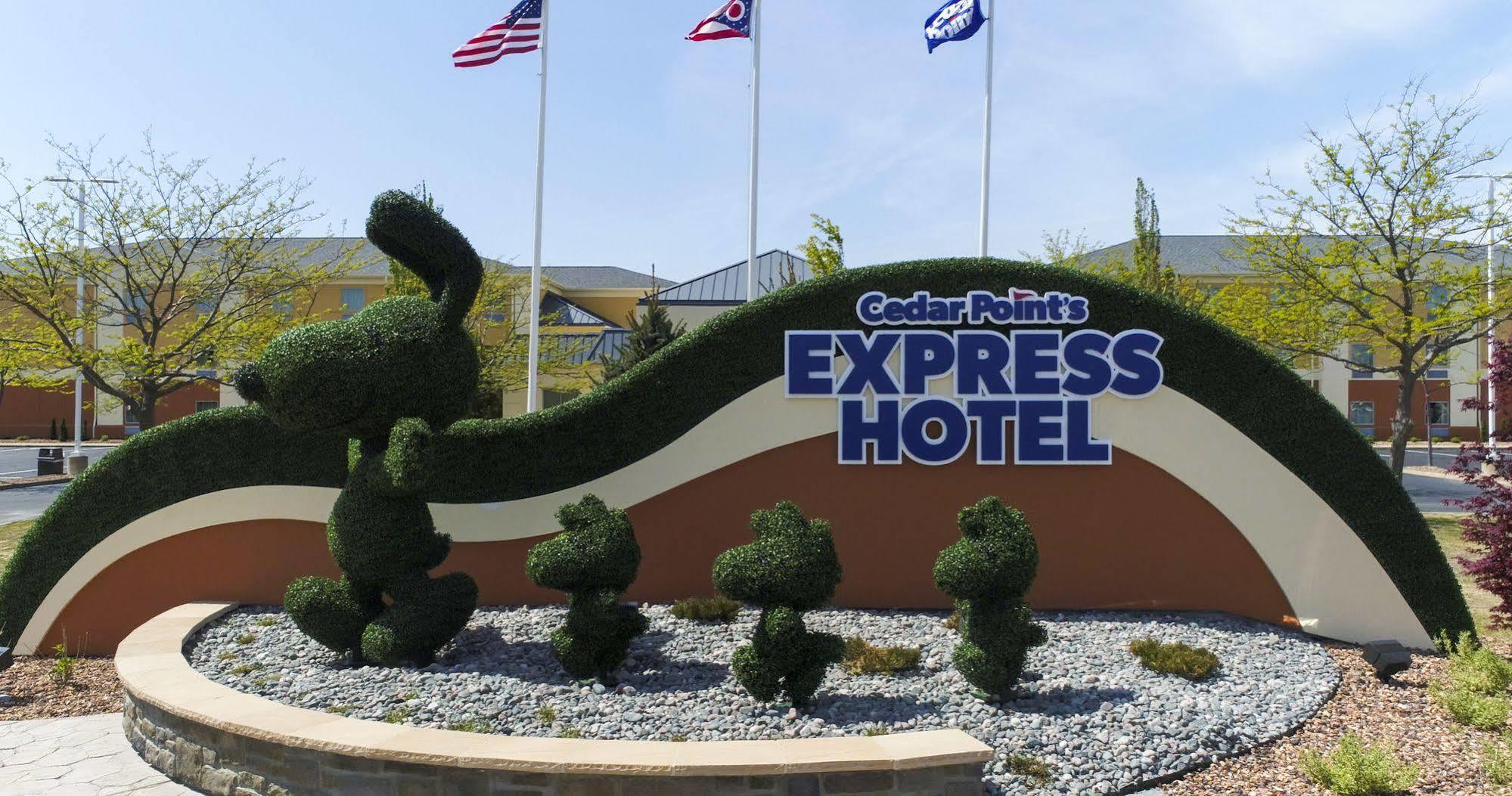 Cedar Point'S Express Hotel 桑达斯基 外观 照片